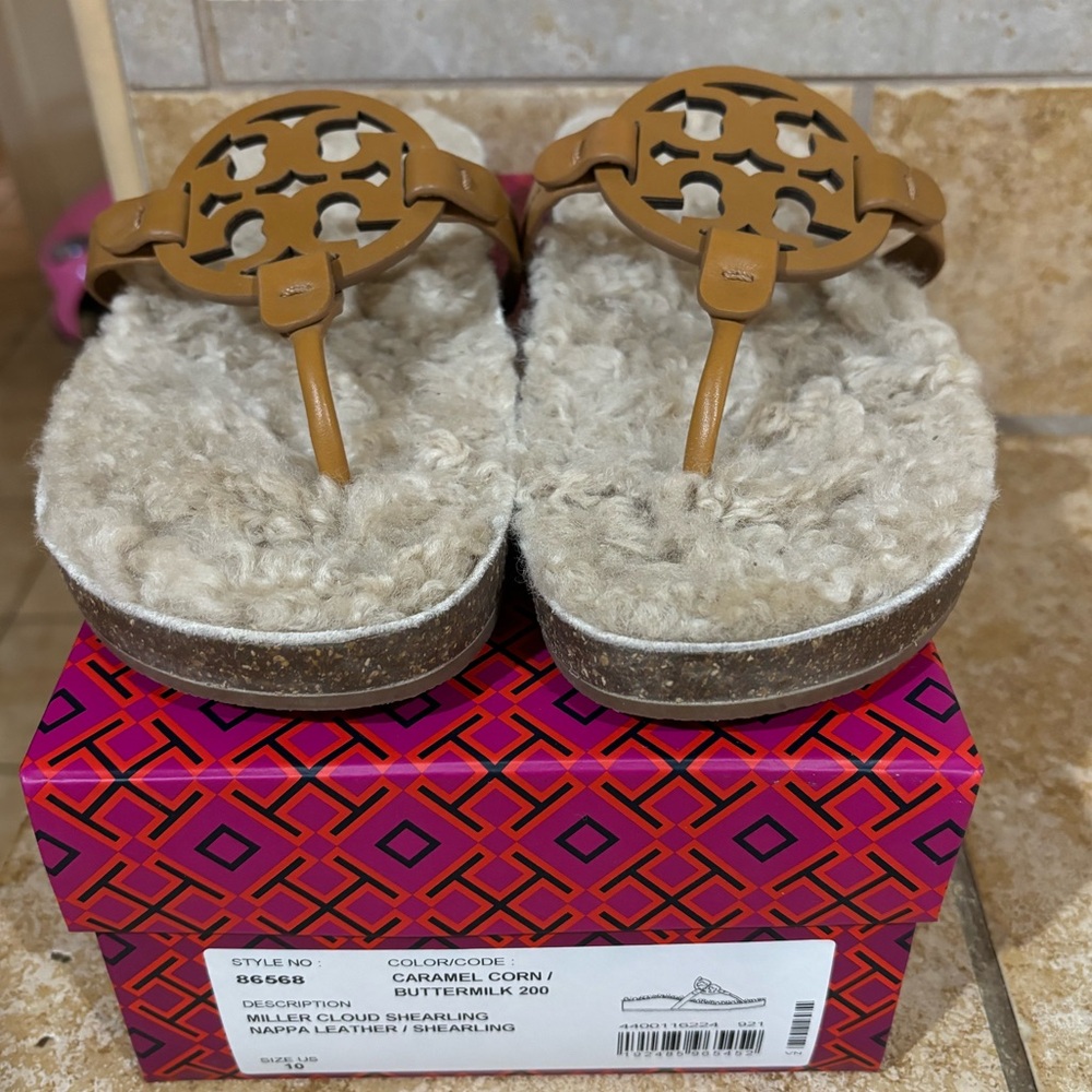 Tory Burch - Miller Cloud Shearling - Size 10